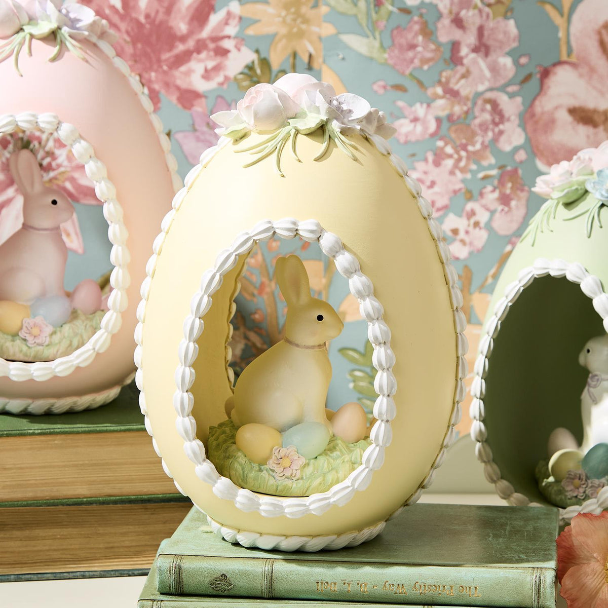 Easter Sugar Egg with Bunny